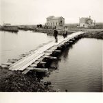 Ponte provvisorio sul canale Sadocca, 1958